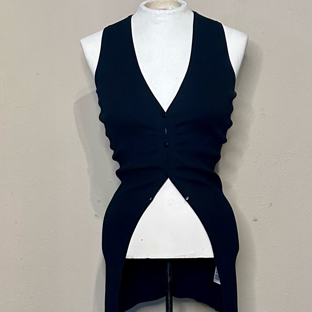 Zara Black Ribbed V-Neck Button Front Tank - Picture 4 of 11